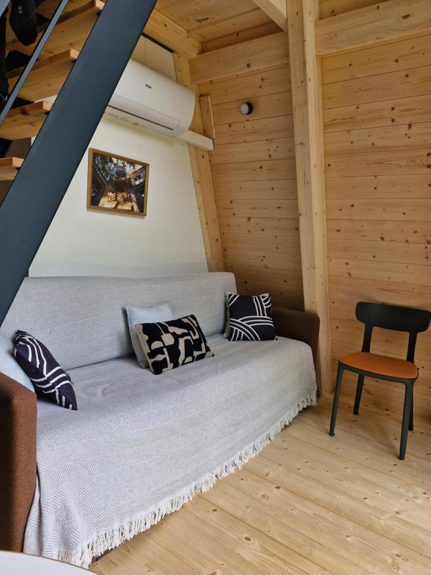 Ecolodges De Reve Dans Un Chateau De Conte De Fees Les-Trois-Moutiers Rum bild