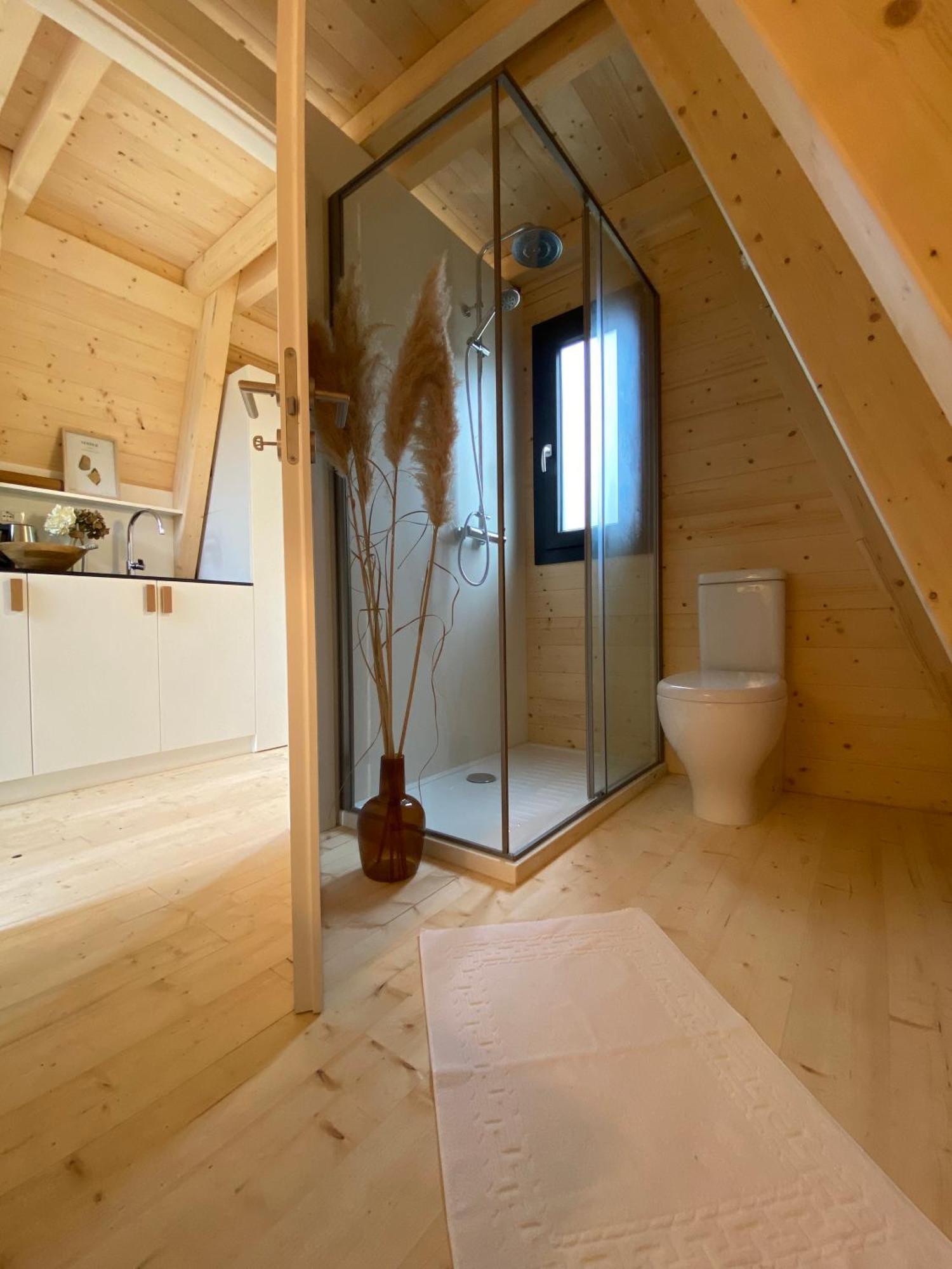 Ecolodges De Reve Dans Un Chateau De Conte De Fees Les-Trois-Moutiers Exteriör bild