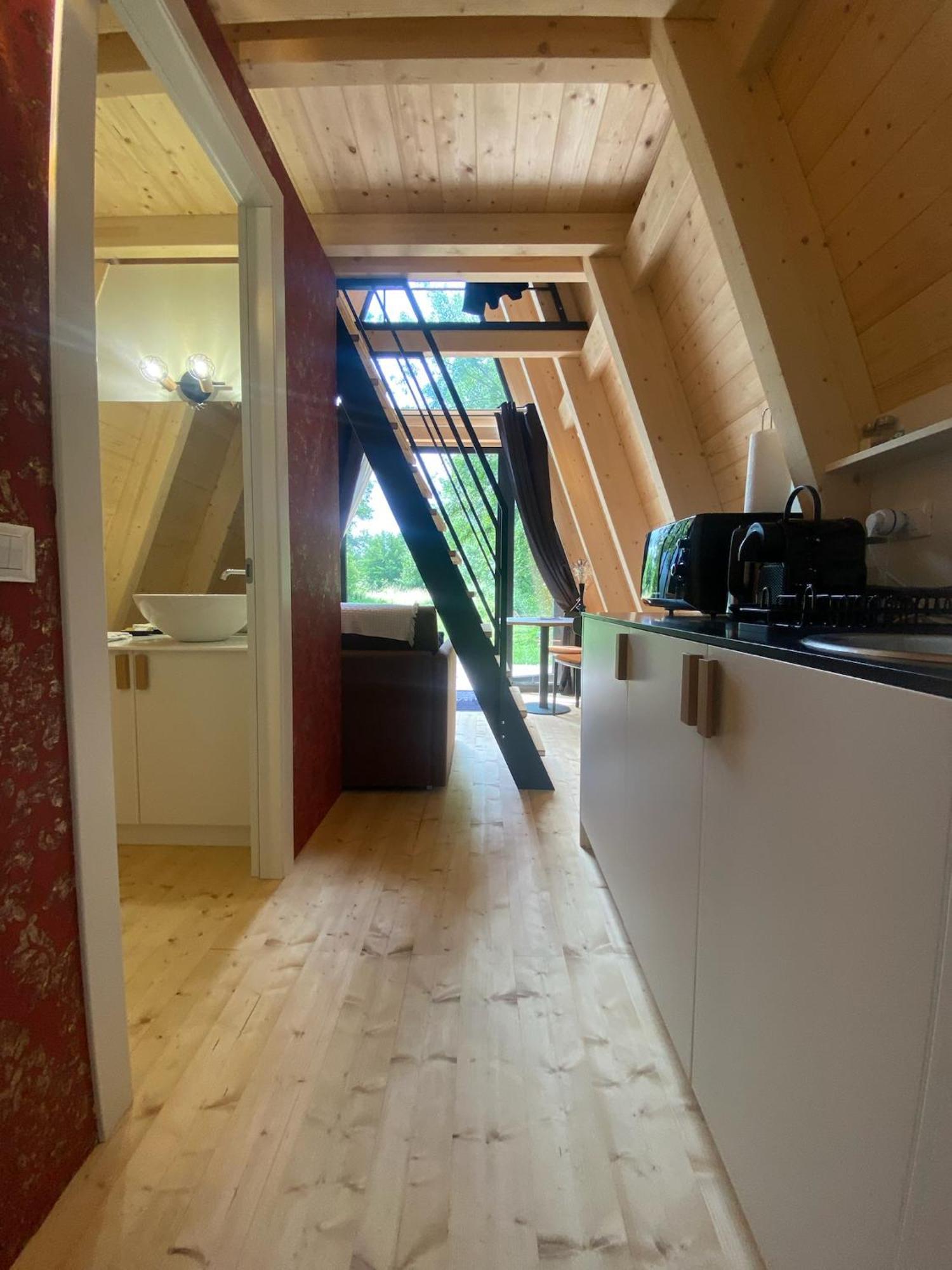 Ecolodges De Reve Dans Un Chateau De Conte De Fees Les-Trois-Moutiers Exteriör bild