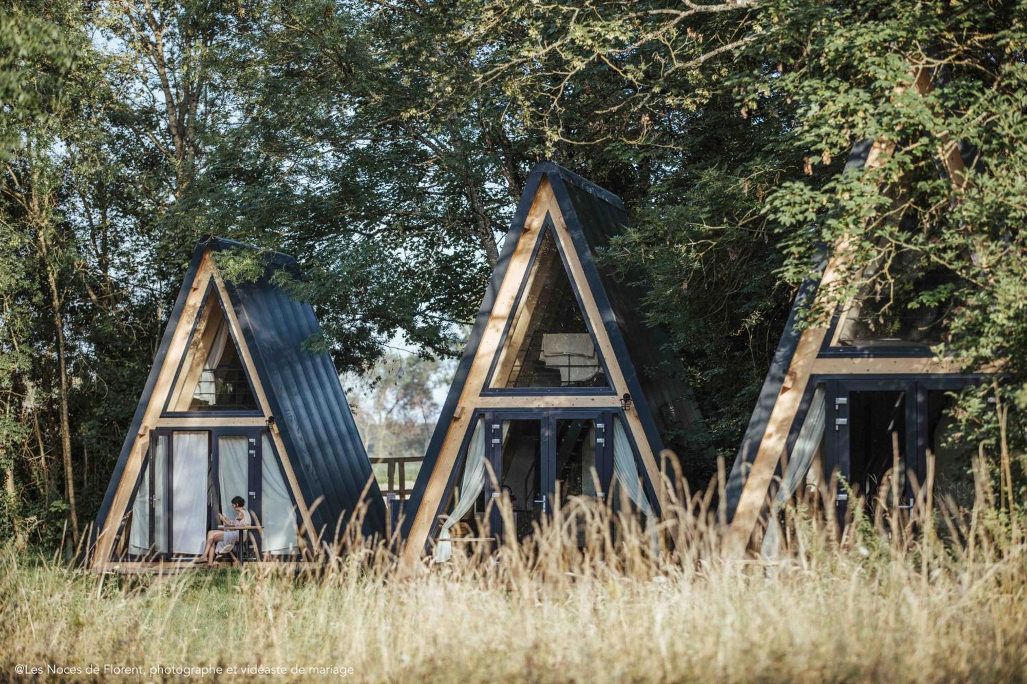 Ecolodges De Reve Dans Un Chateau De Conte De Fees Les-Trois-Moutiers Exteriör bild