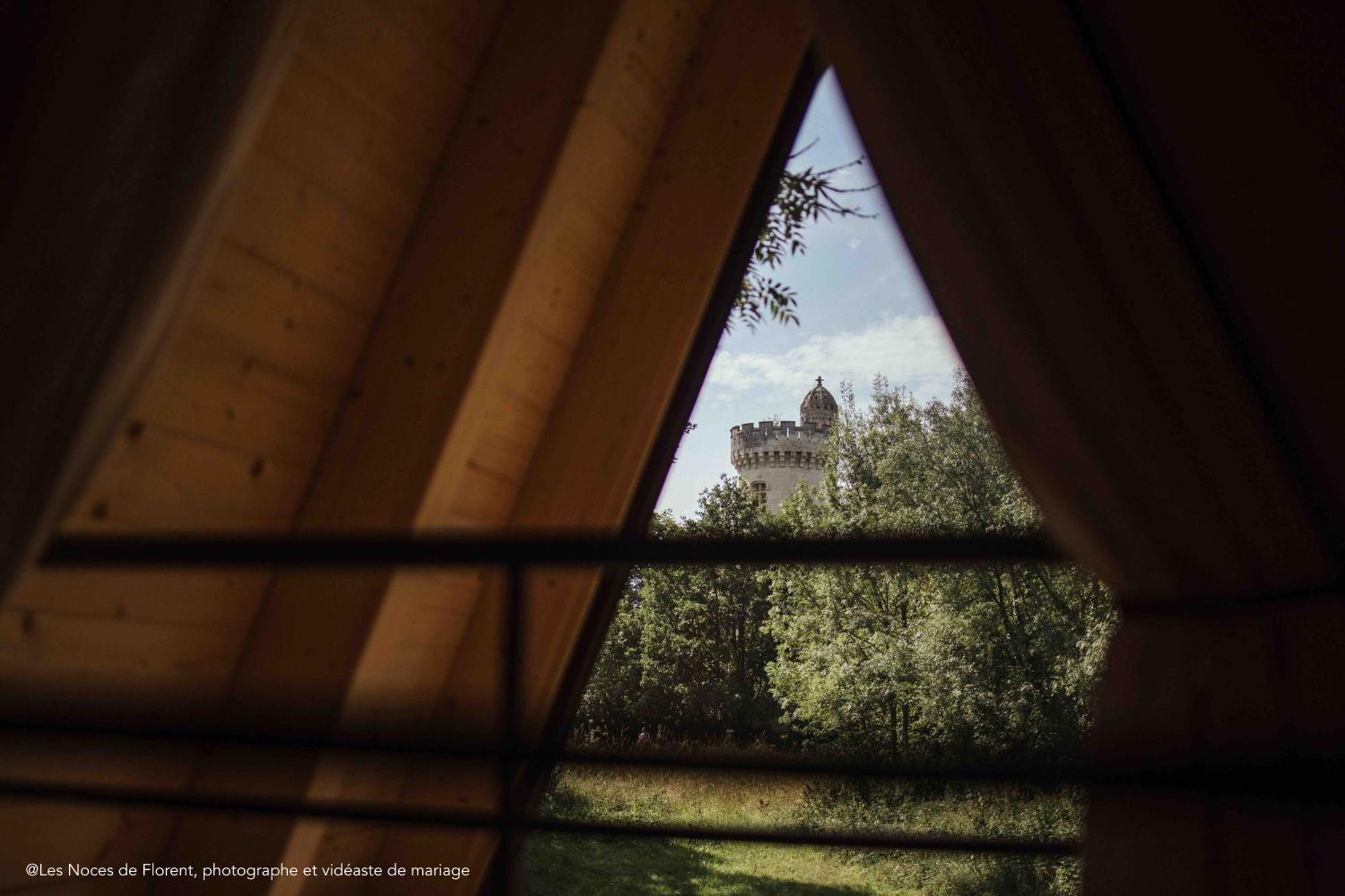 Ecolodges De Reve Dans Un Chateau De Conte De Fees Les-Trois-Moutiers Exteriör bild
